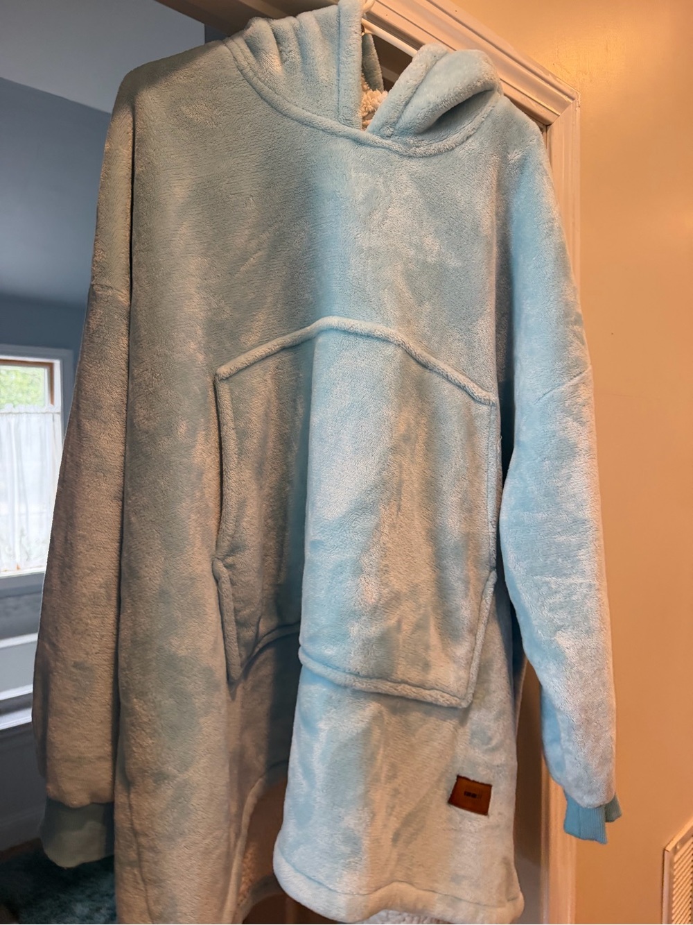 Plush Oversized Hooded Sweatshirt - Light Blue
